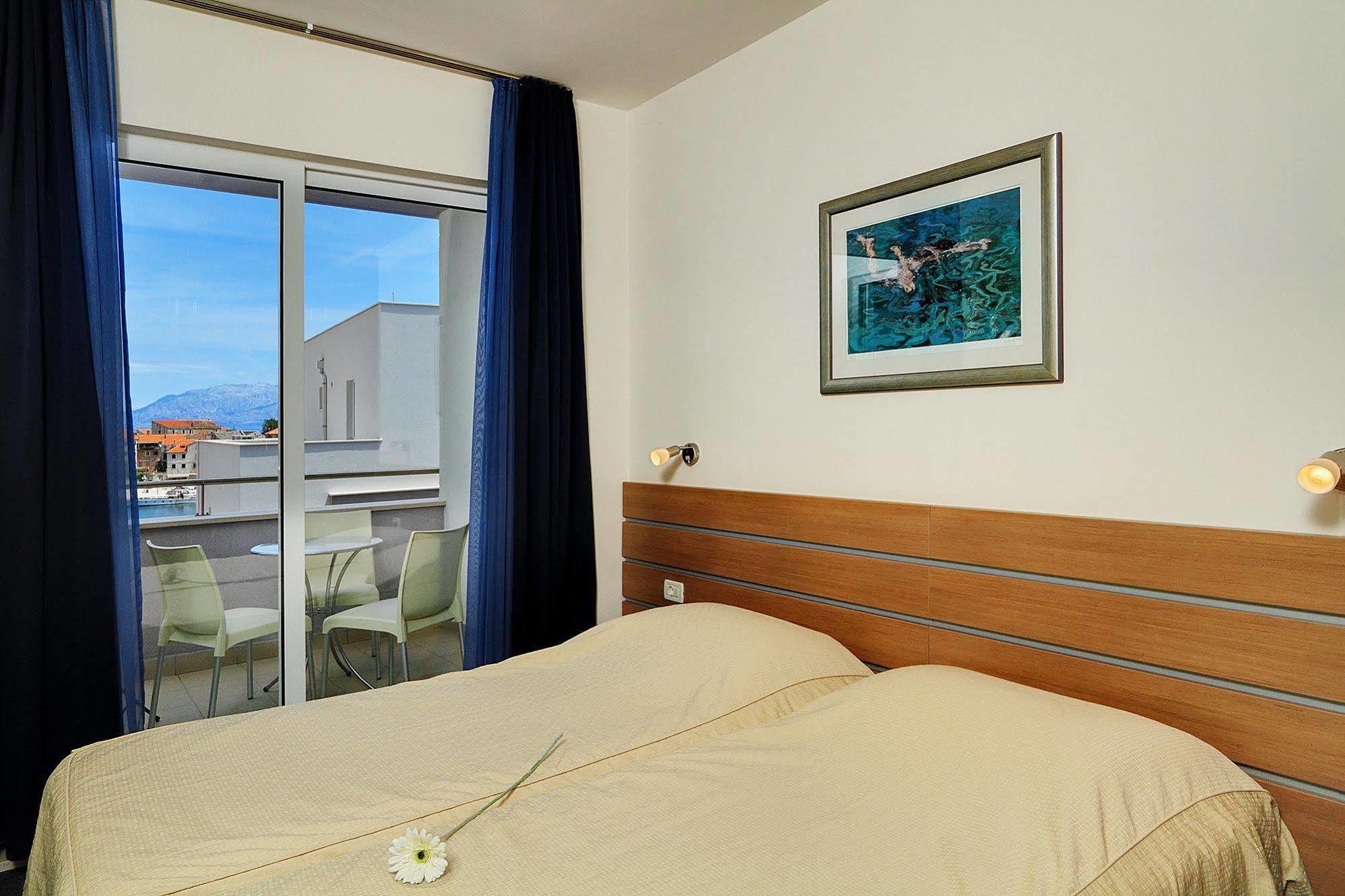 Apartmani Marija Postira Exteriör bild